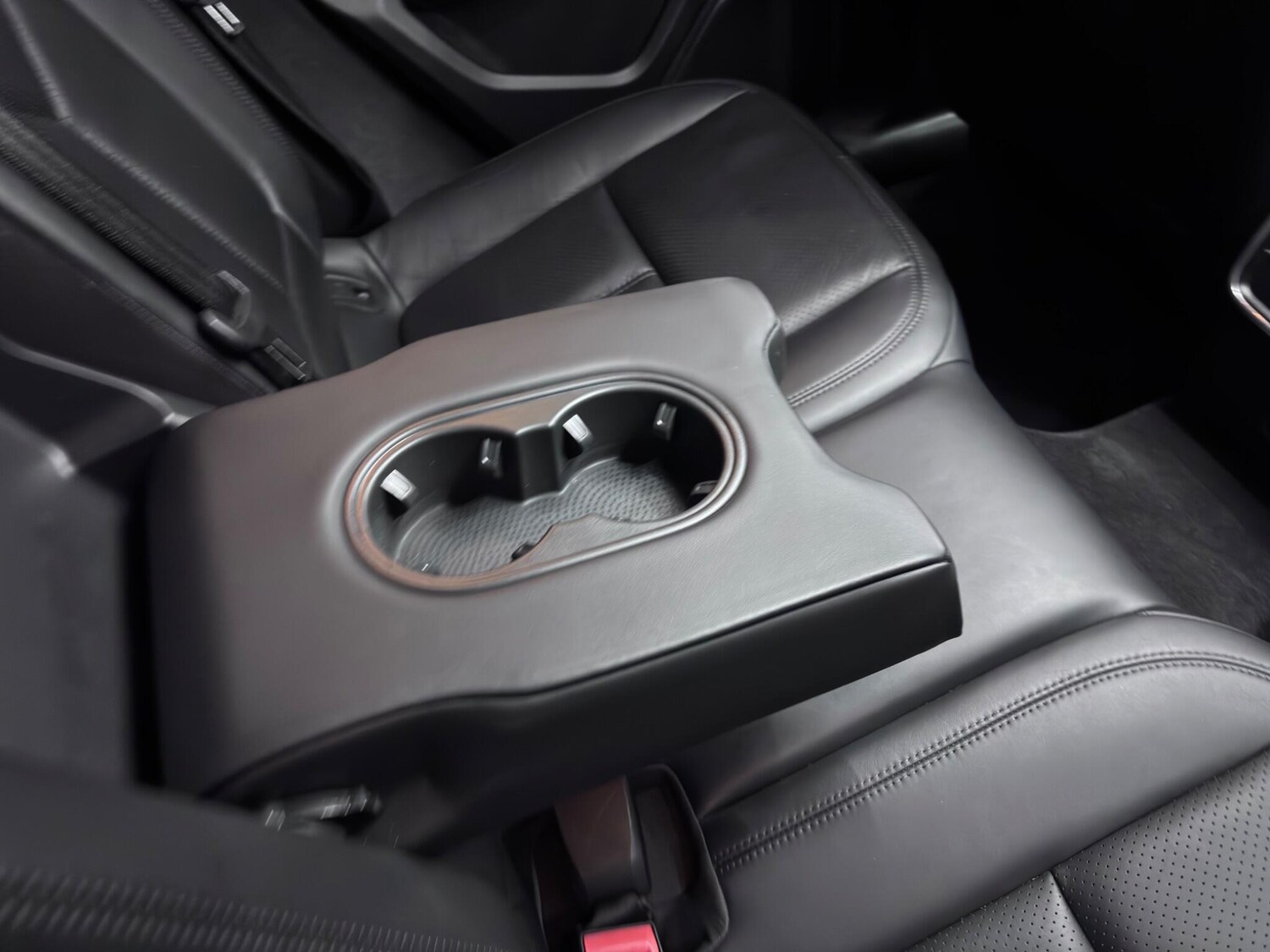 Used Porsche Macan 2019 for sale - 78020084: Photo 32