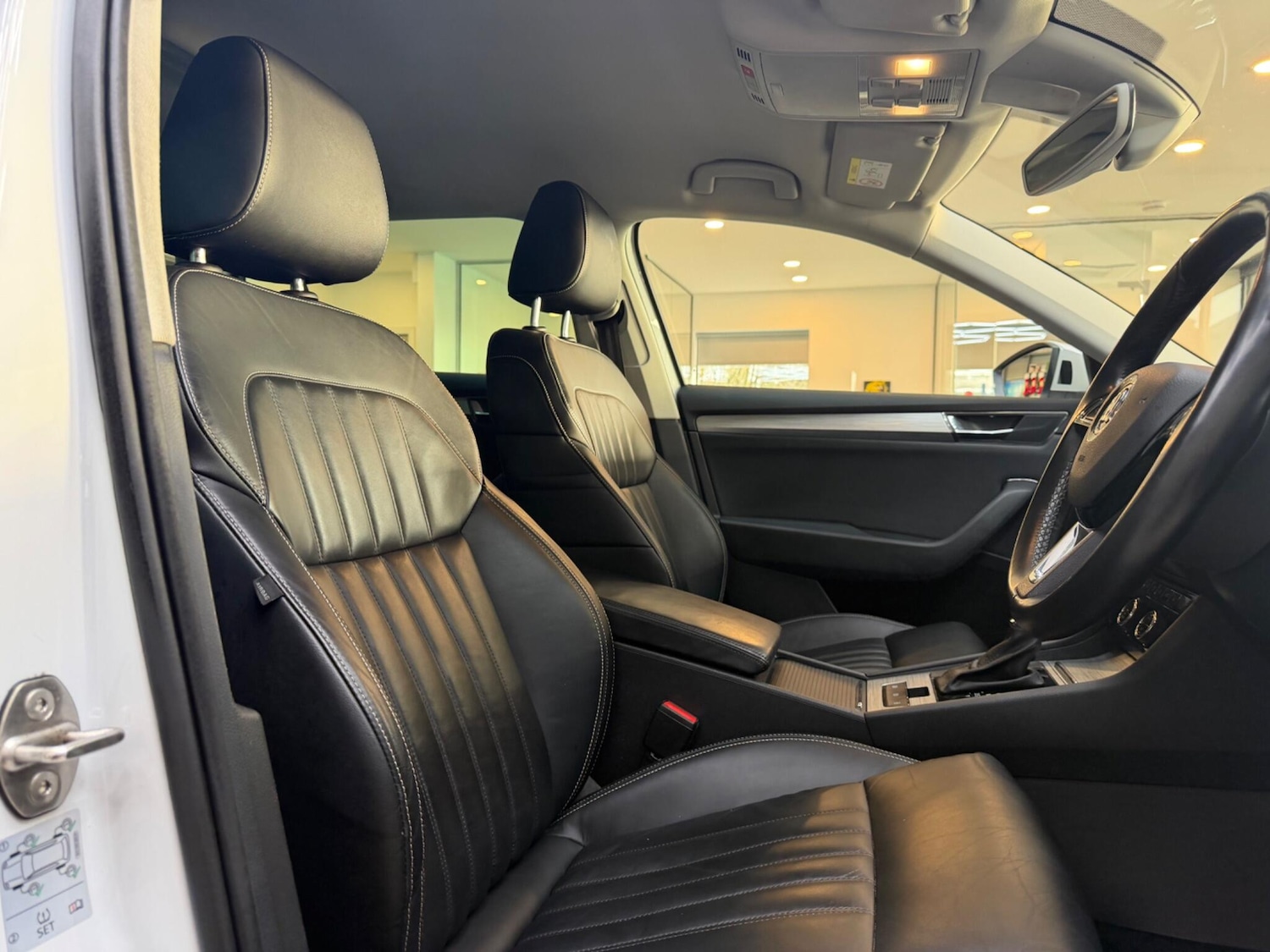 Used Skoda Superb for sale - 77016338: Photo 15