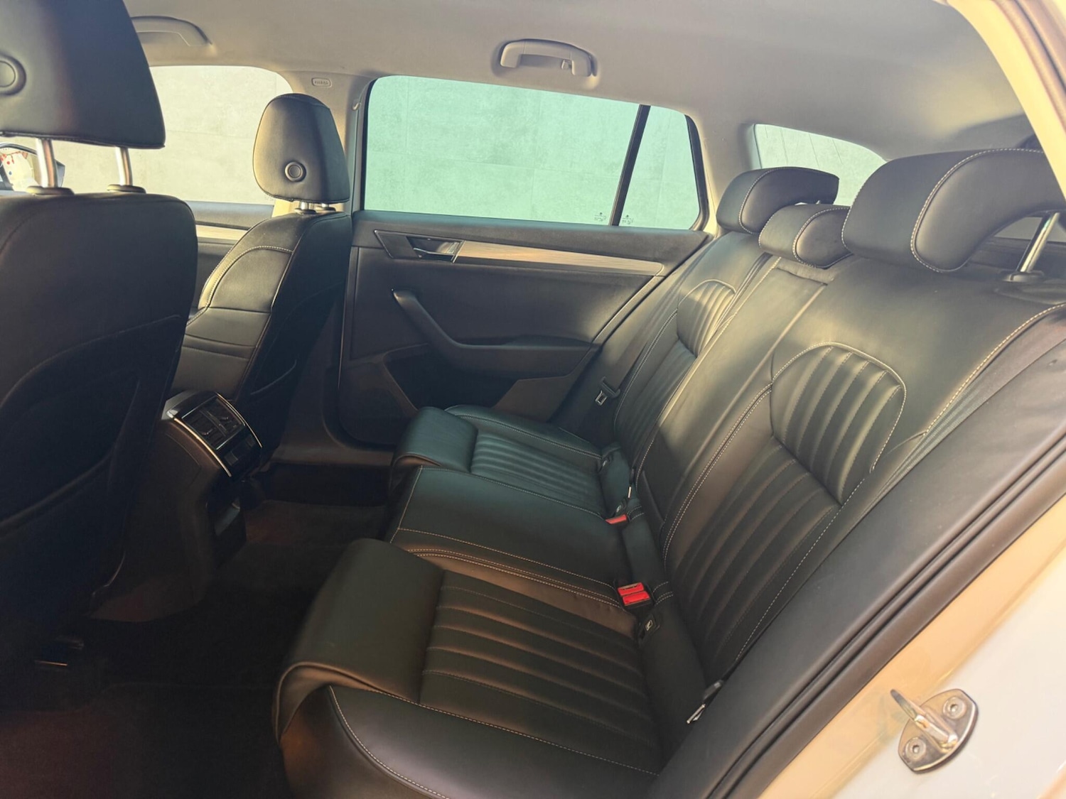 Used Skoda Superb for sale - 77016338: Photo 19