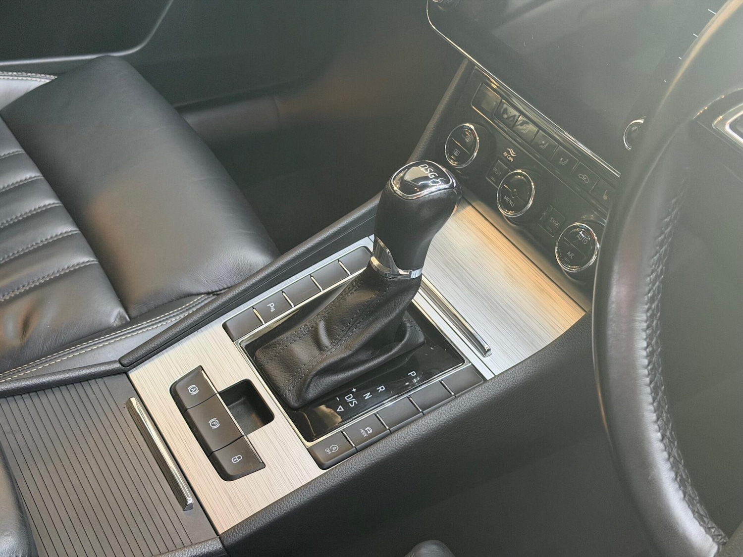 Used Skoda Superb for sale - 77016338: Photo 27