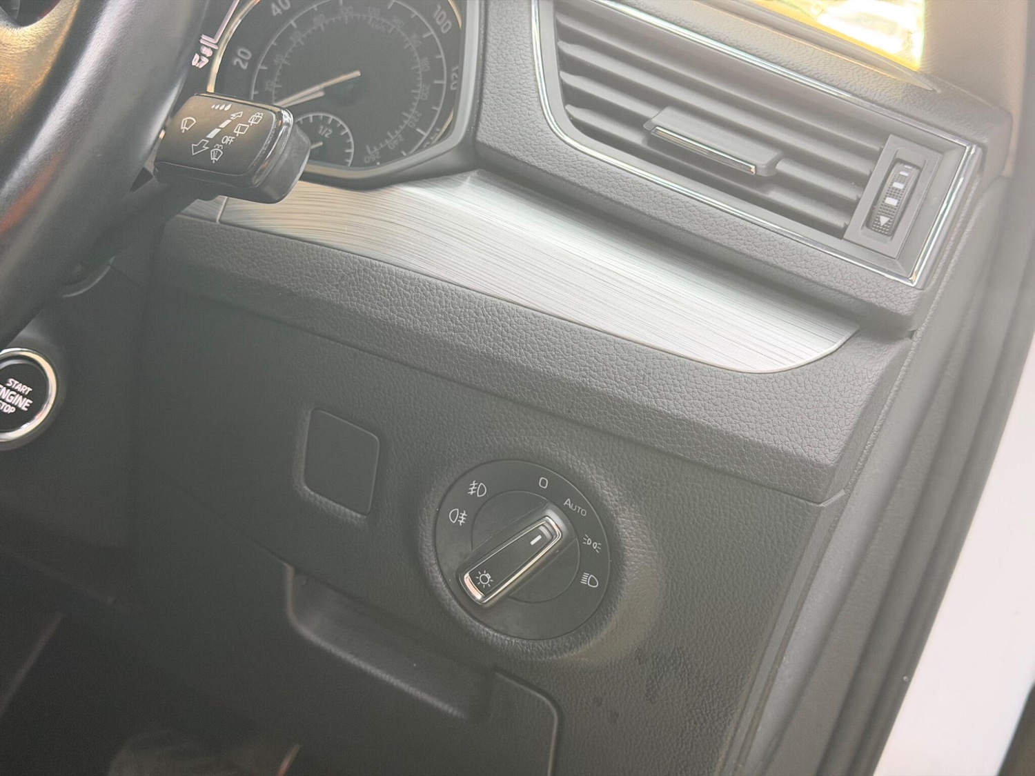 Used Skoda Superb for sale - 77016338: Photo 28