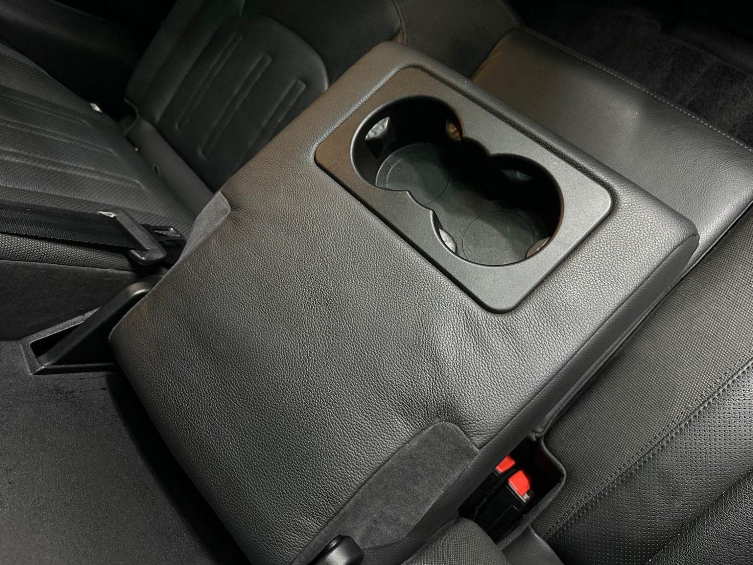 Used Land Rover Defender 2021 for sale - 78020316: Photo 13