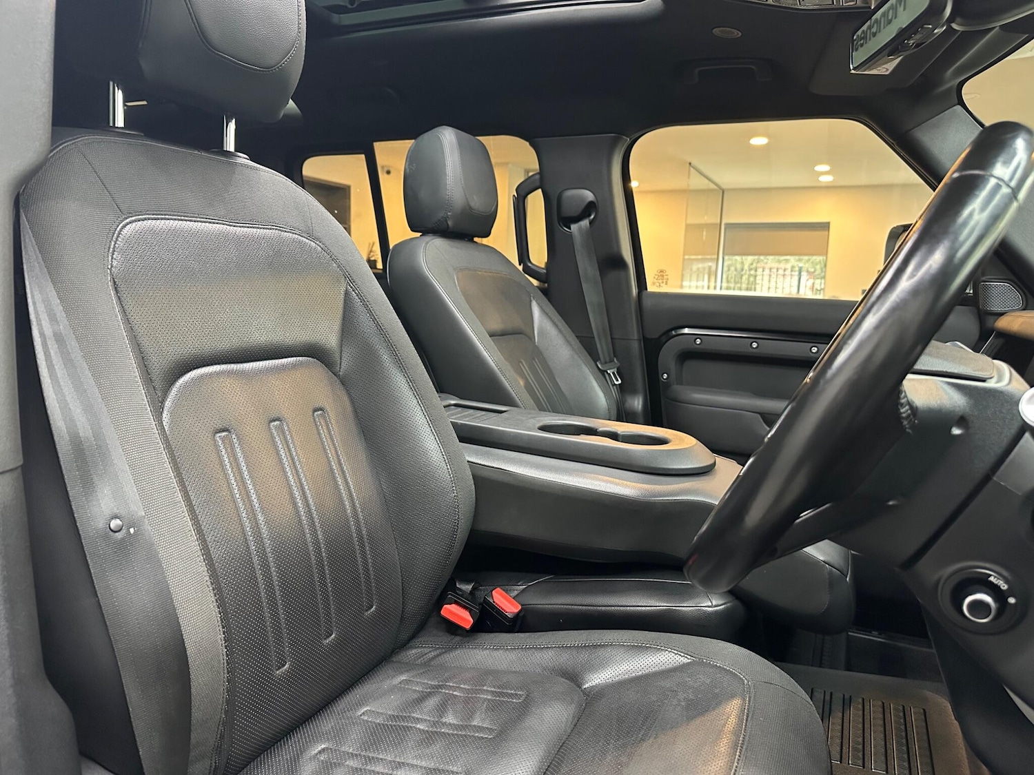 Used Land Rover Defender 2021 for sale - 78020316: Photo 15