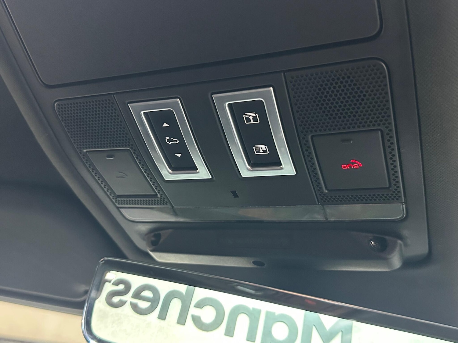 Used Land Rover Defender 2021 for sale - 78020316: Photo 20