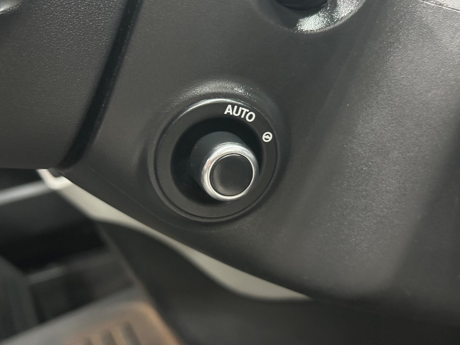 Used Land Rover Defender 2021 for sale - 78020316: Photo 21