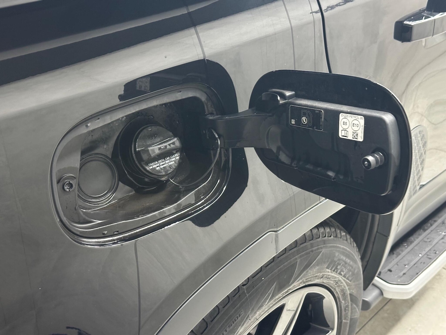 Used Land Rover Defender 2021 for sale - 78020316: Photo 31