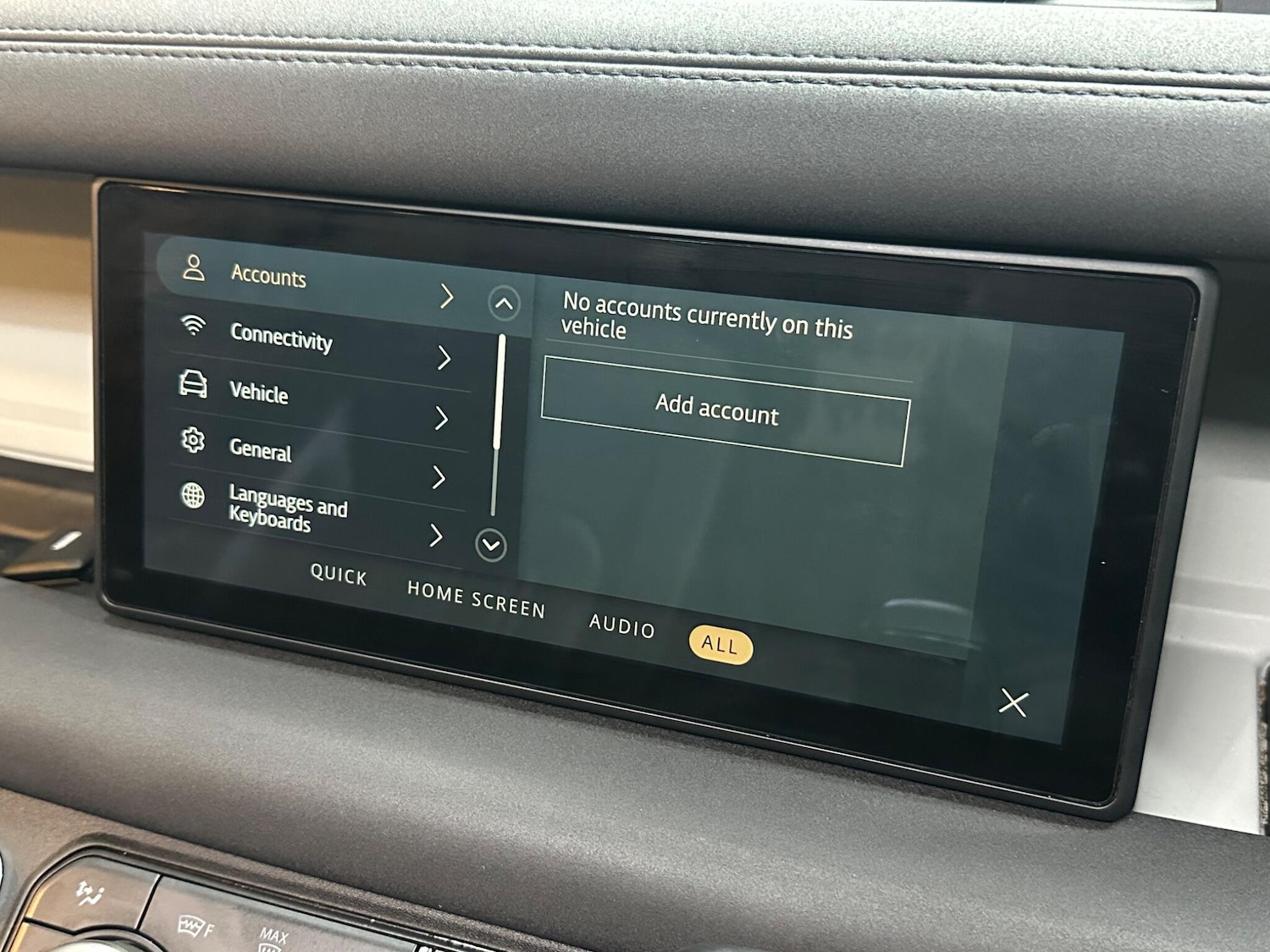 Used Land Rover Defender 2021 for sale - 78020316: Photo 36