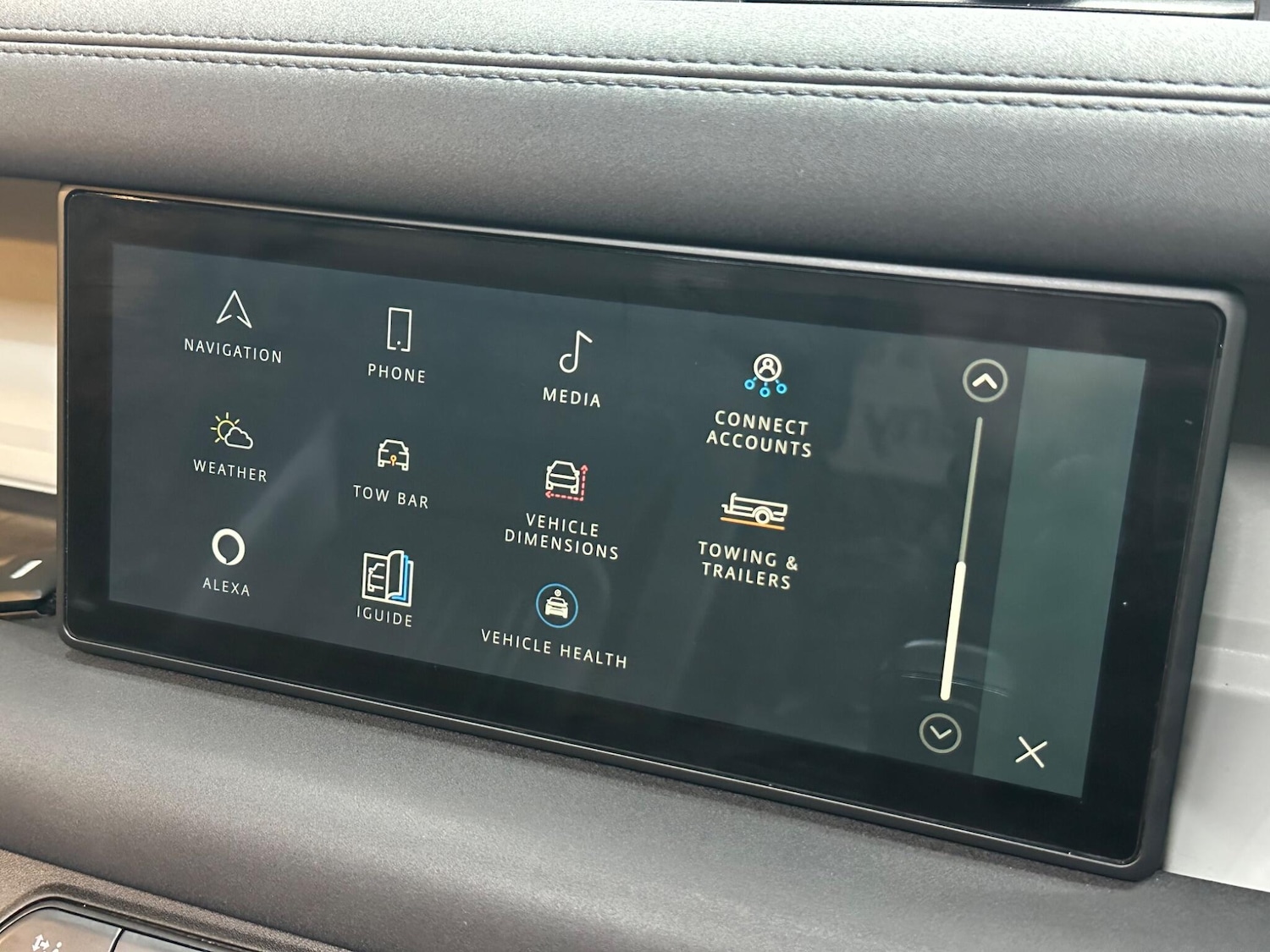 Used Land Rover Defender 2021 for sale - 78020316: Photo 44