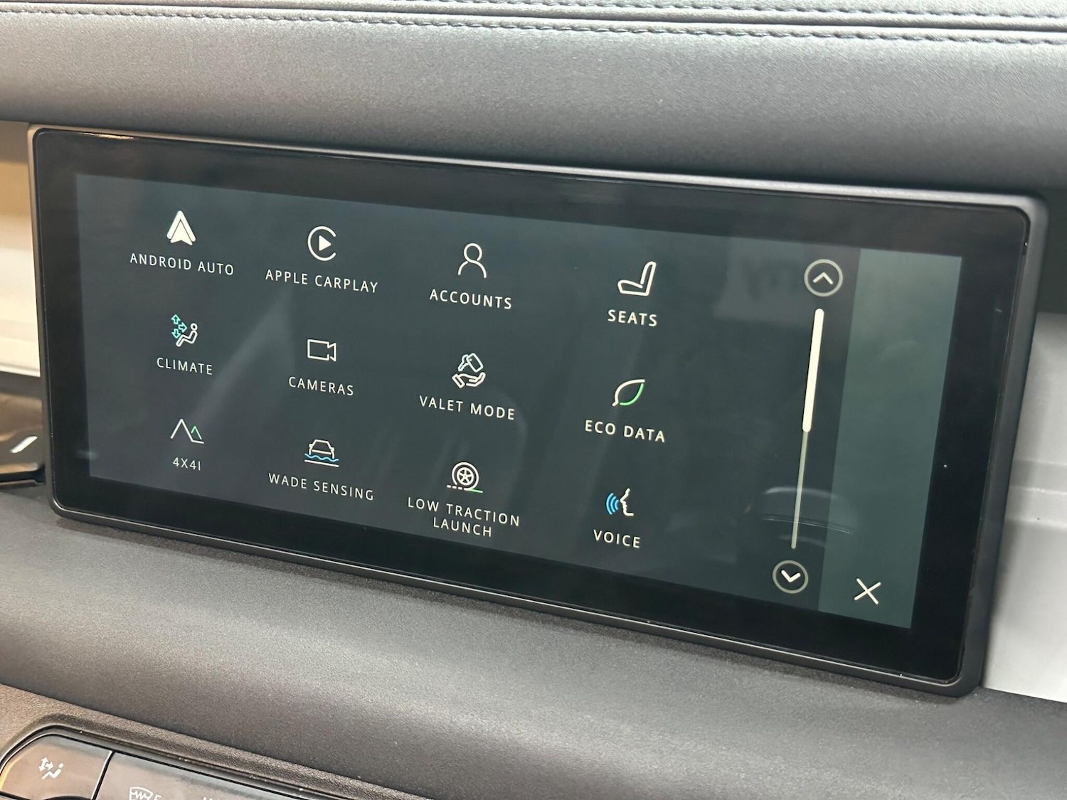 Used Land Rover Defender 2021 for sale - 78020316: Photo 45