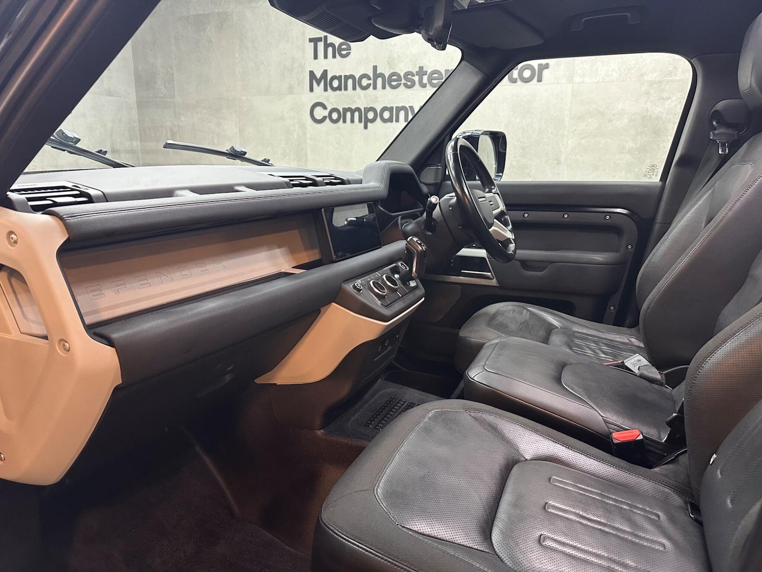 Used Land Rover Defender 2021 for sale - 78020316: Photo 50