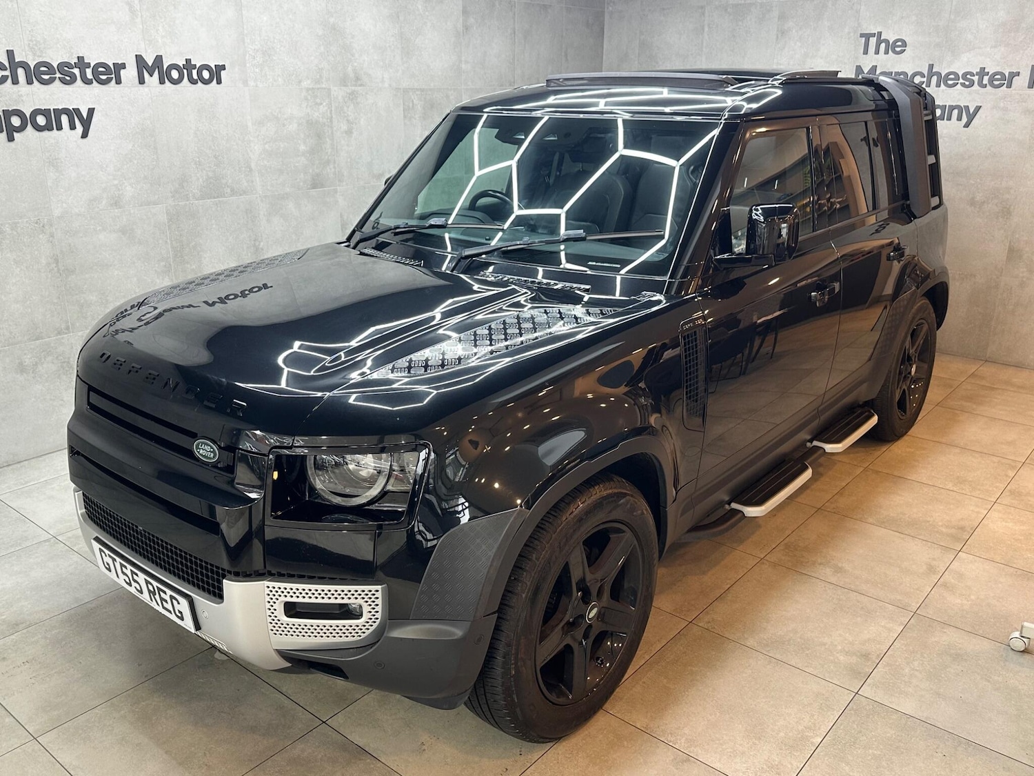 Used Land Rover Defender 2021 for sale - 78020316: Photo 6