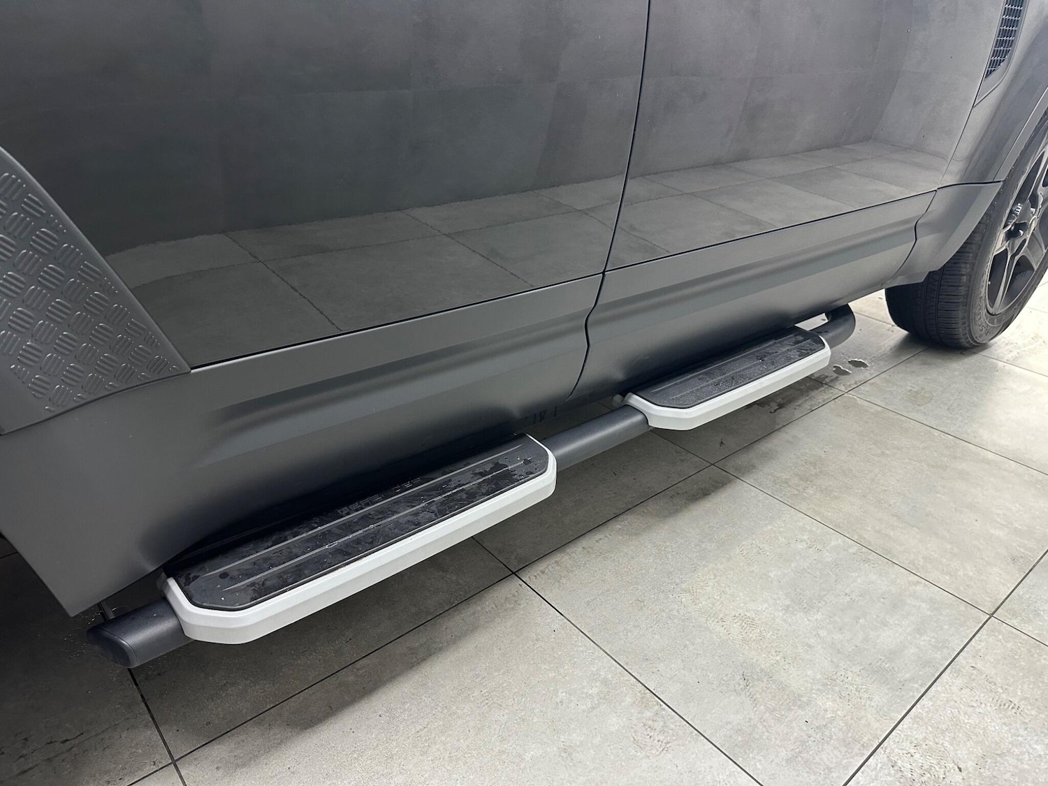 Used Land Rover Defender 2021 for sale - 78020316: Photo 74