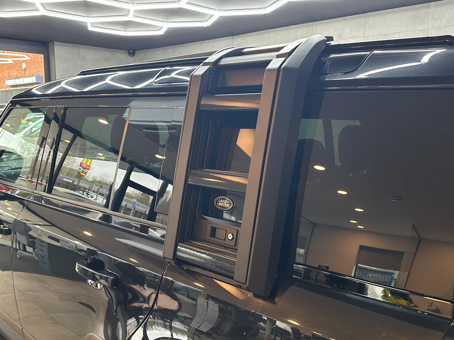 Used Land Rover Defender 2021 for sale - 78020316: Photo 78