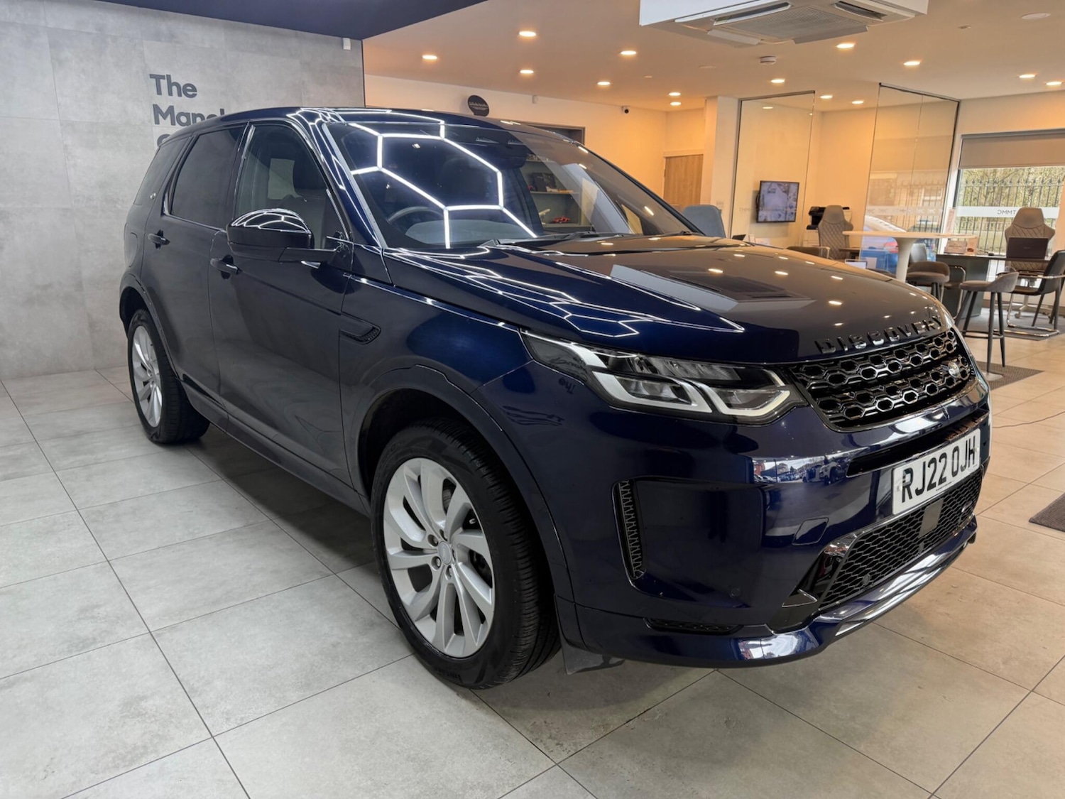 Used Land Rover Discovery Sport for sale - 78135614: Photo 2