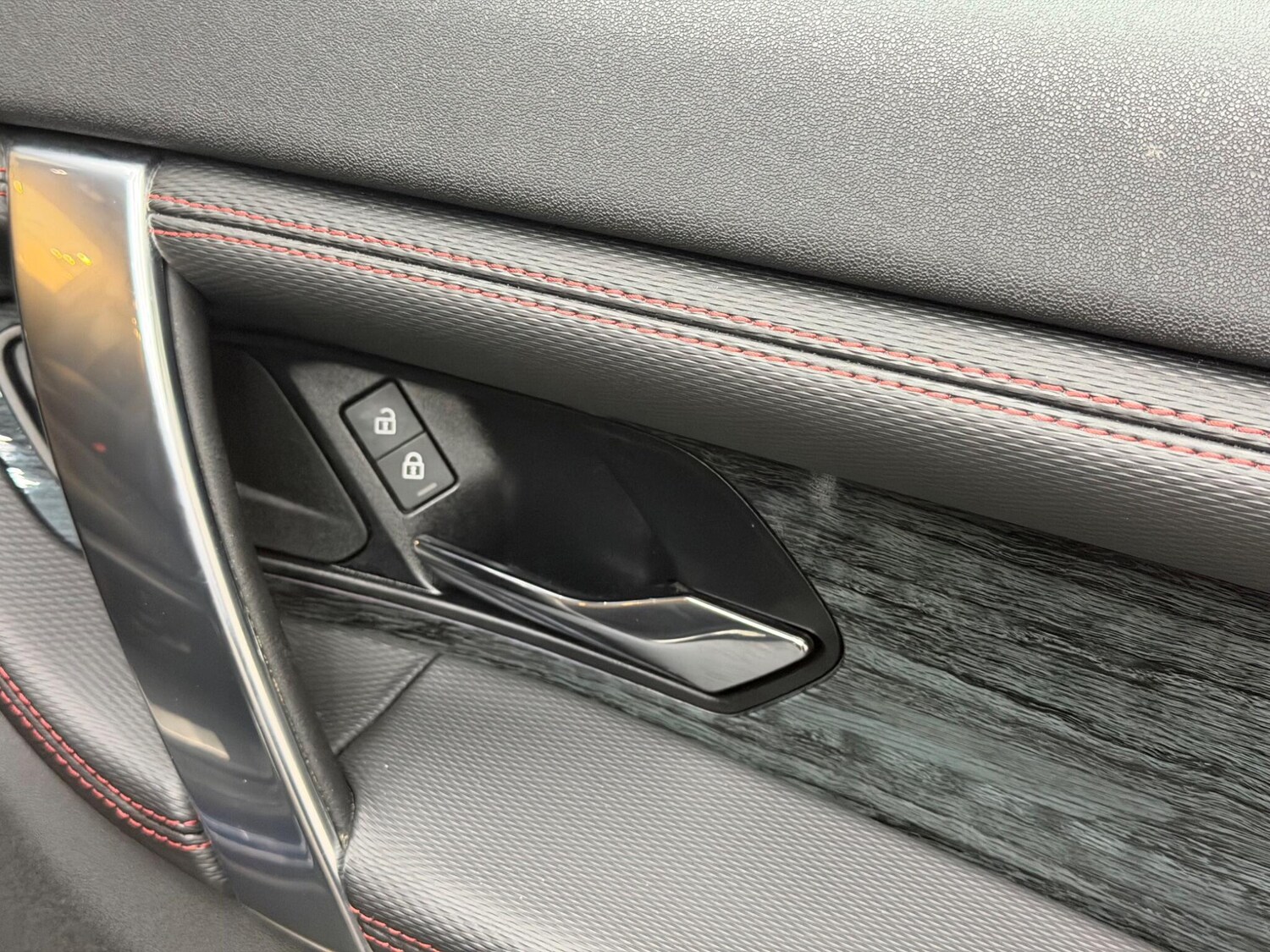 Used Land Rover Discovery Sport for sale - 78135614: Photo 65