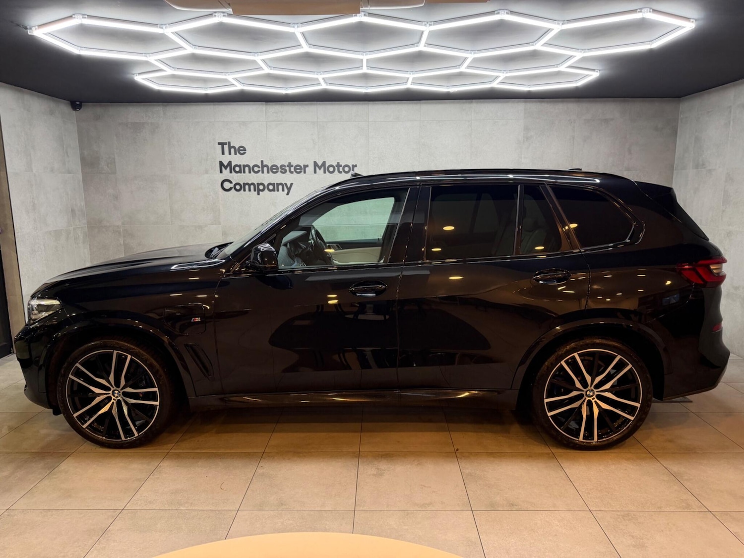 Used BMW X5 2021 for sale - 77066935: Photo 2