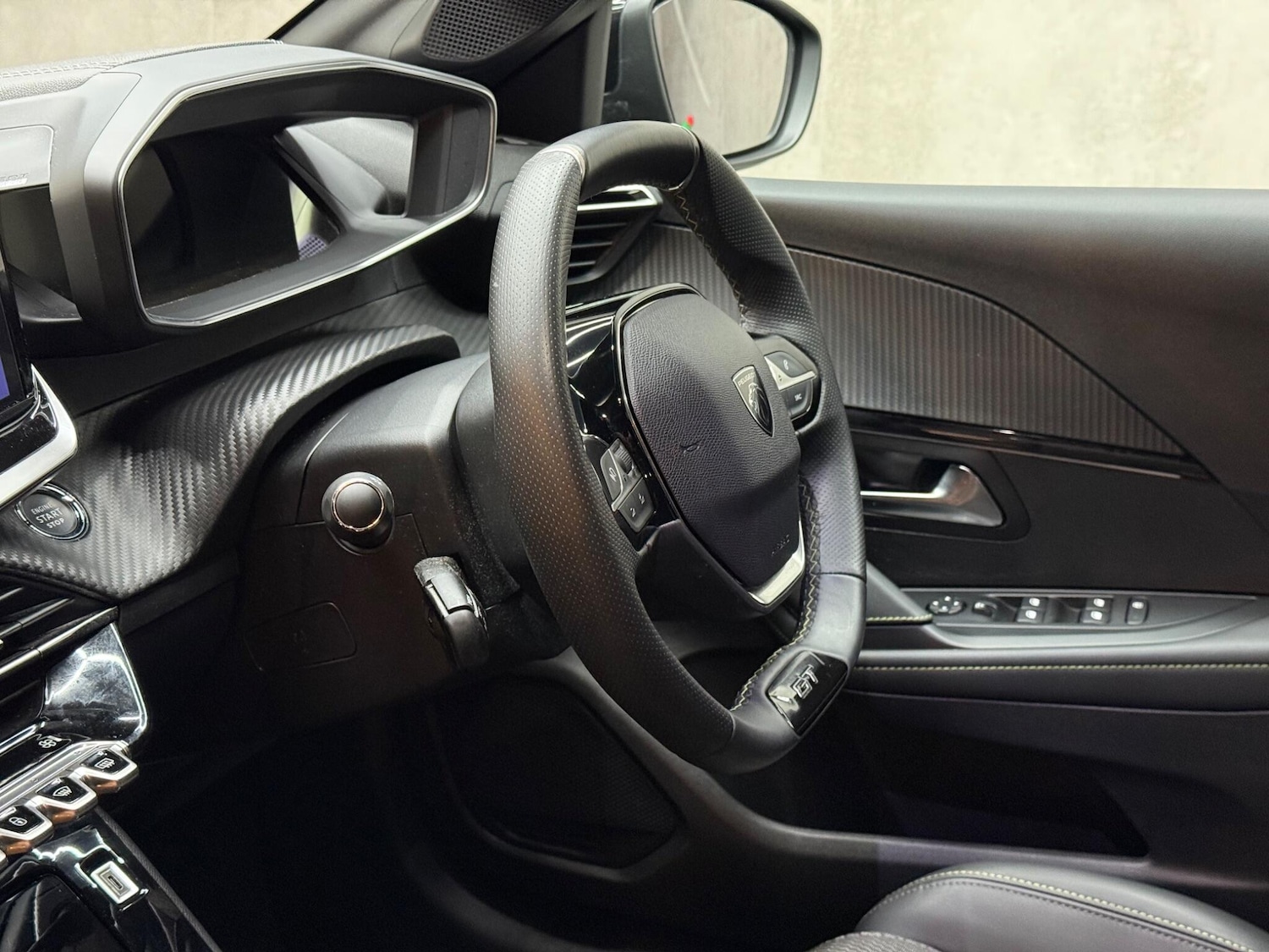 Used Peugeot 208 2024 for sale - 76942623: Photo 14