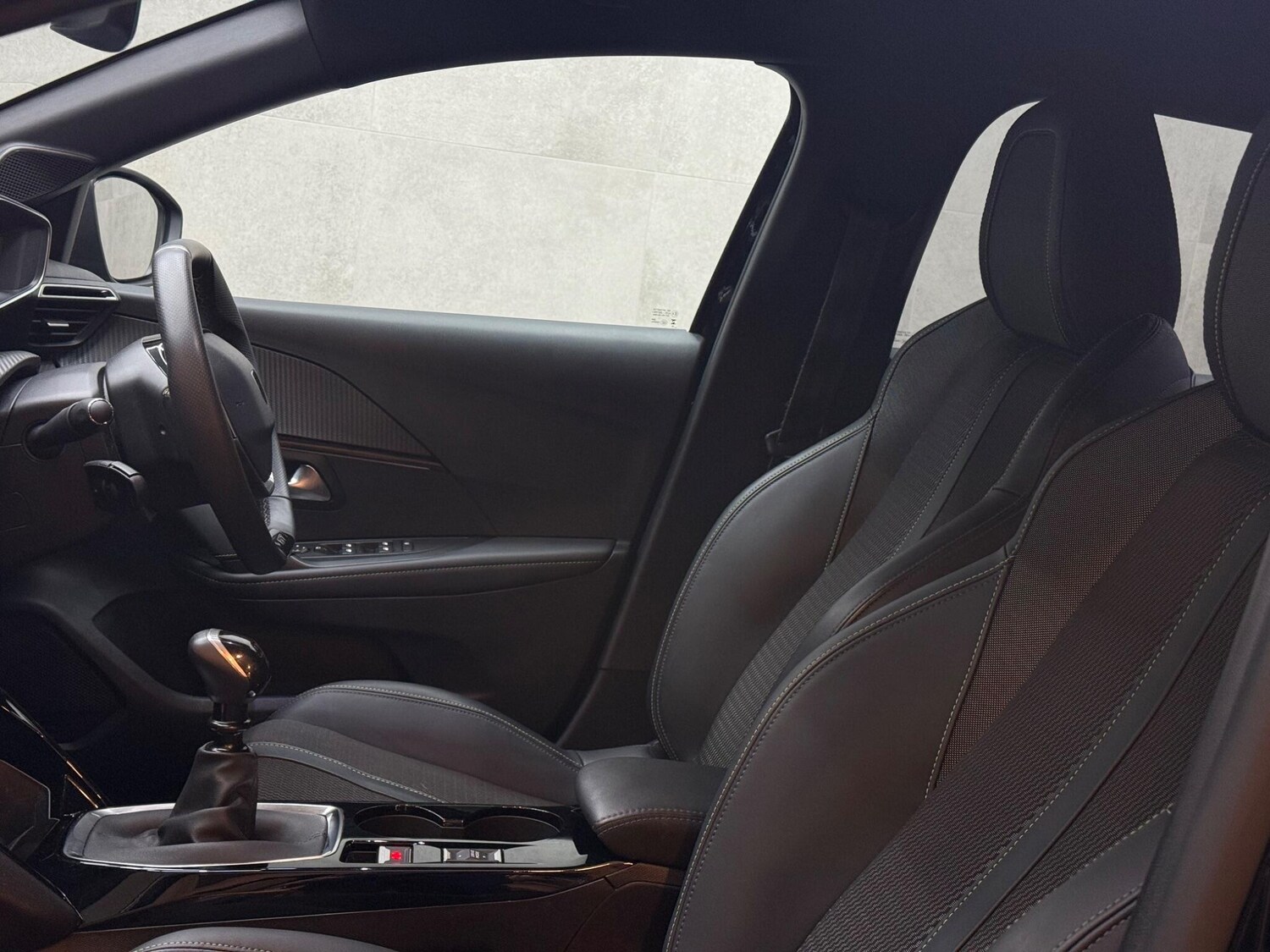 Used Peugeot 208 2024 for sale - 76942623: Photo 35