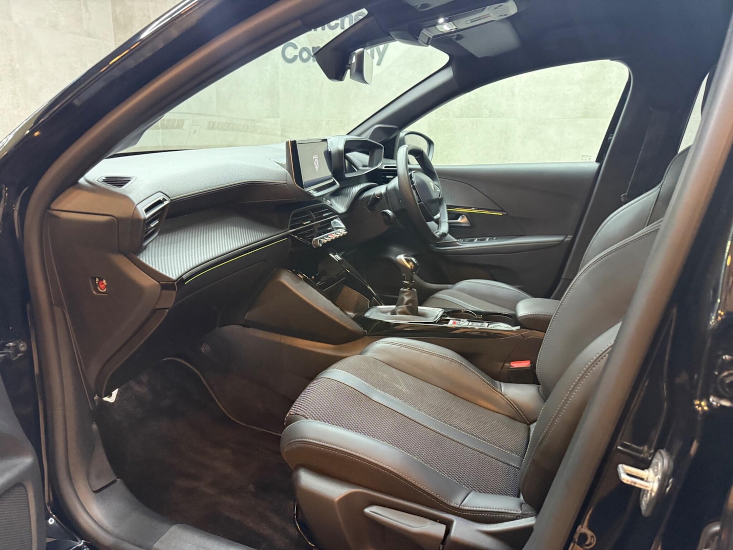 Used Peugeot 208 2024 for sale - 76942623: Photo 39