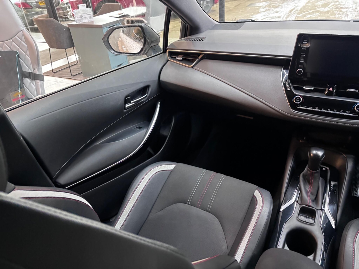 Used Toyota Corolla 2020 for sale - 77633396: Photo 47