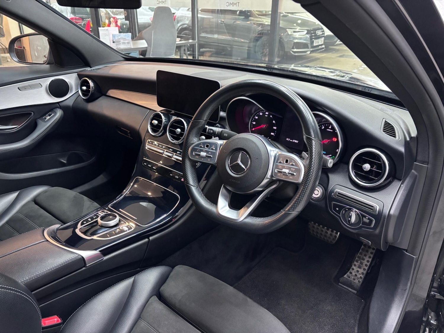 Used Mercedes-Benz C Class 2019 for sale - 76584618: Photo 15