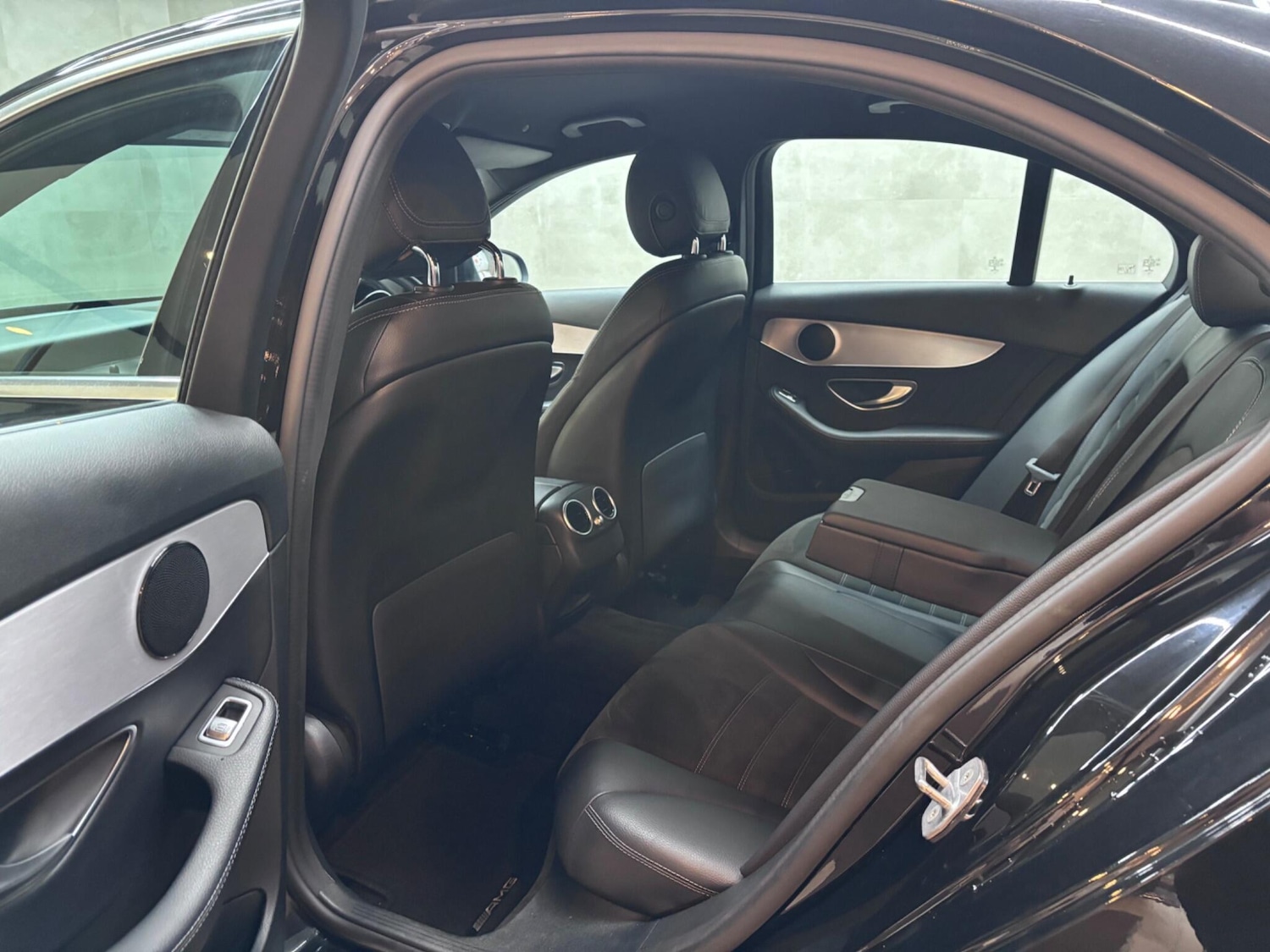 Used Mercedes-Benz C Class 2019 for sale - 76584618: Photo 20