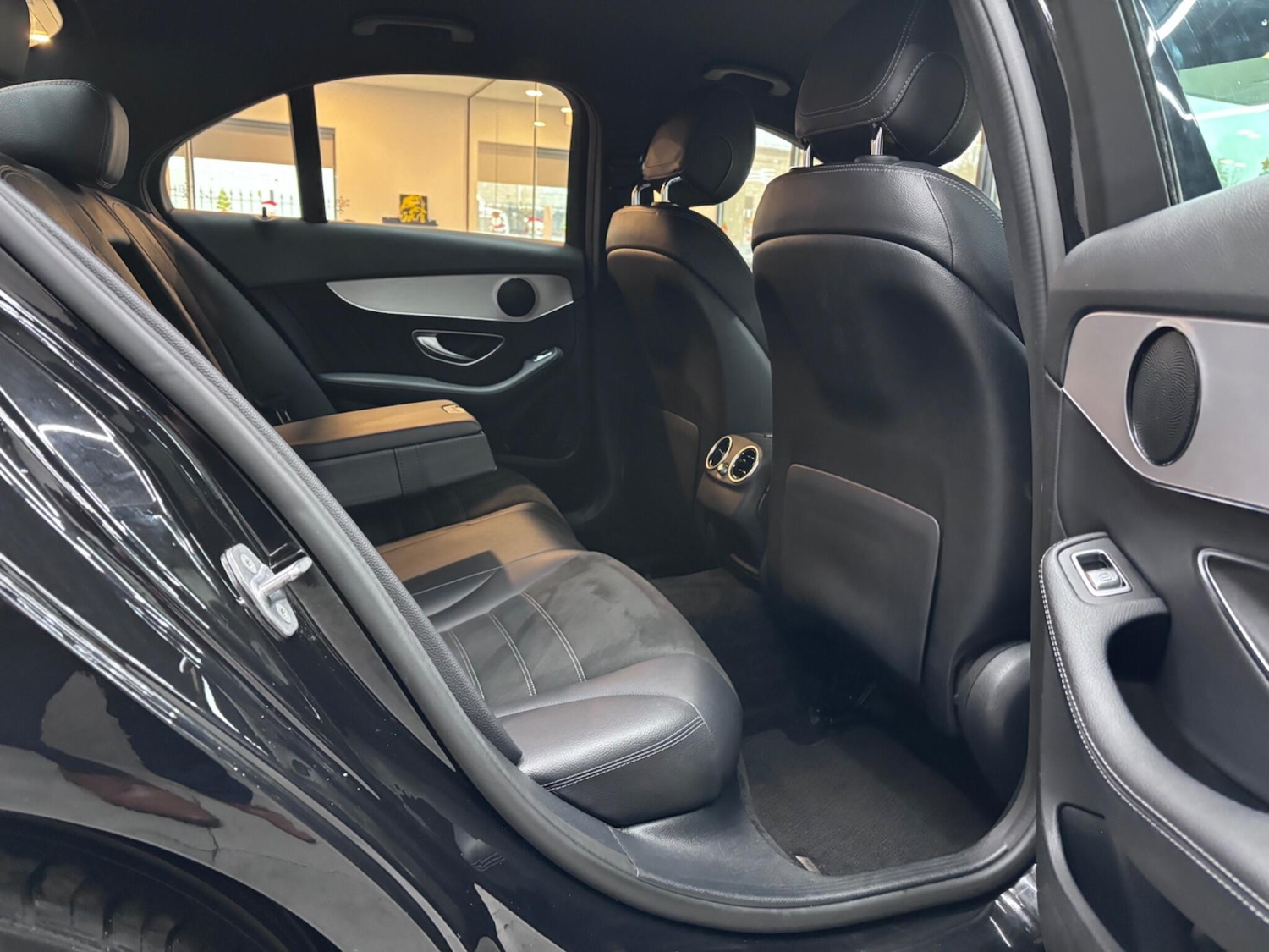 Used Mercedes-Benz C Class 2019 for sale - 76584618: Photo 22