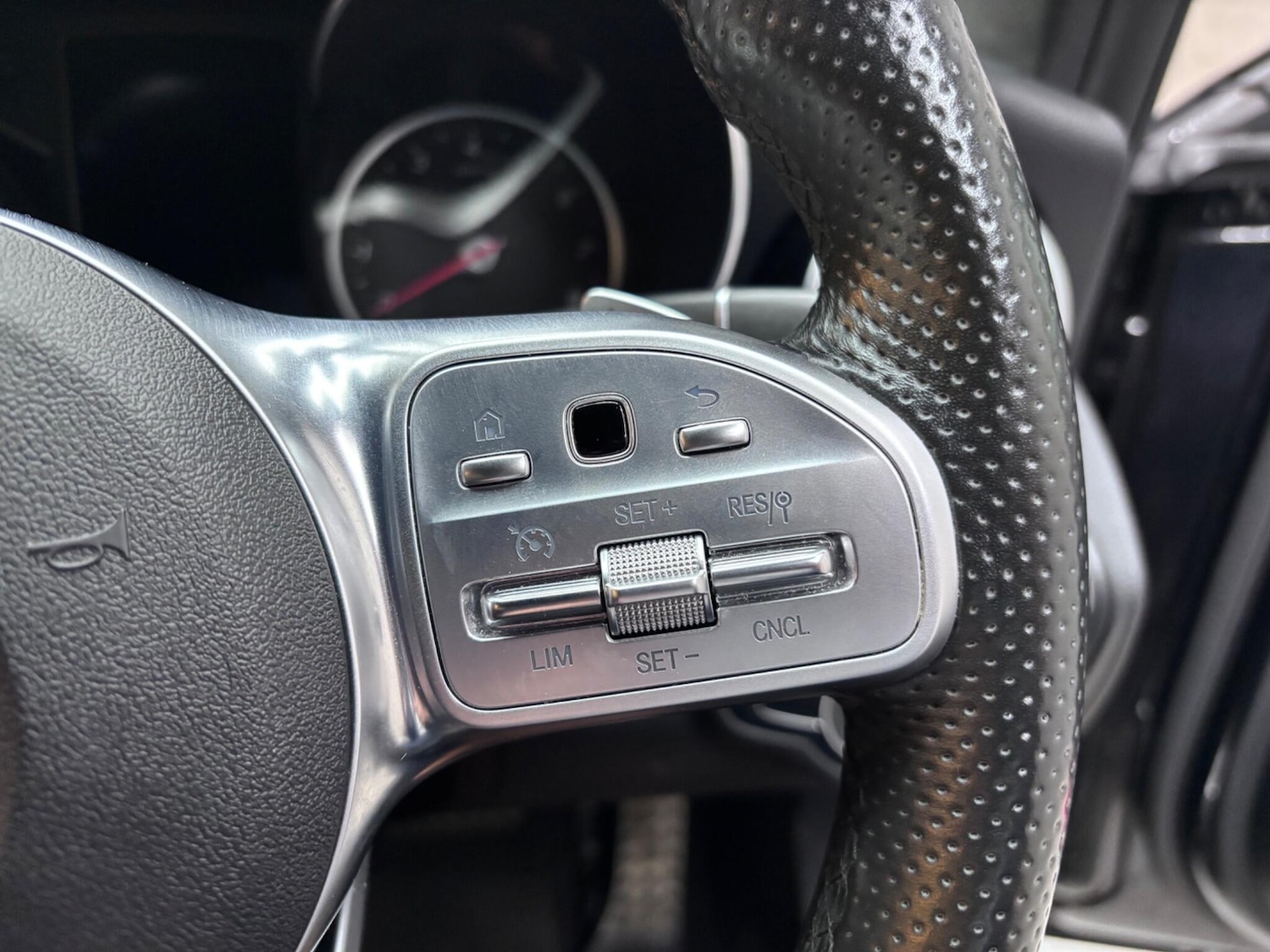 Used Mercedes-Benz C Class 2019 for sale - 76584618: Photo 27