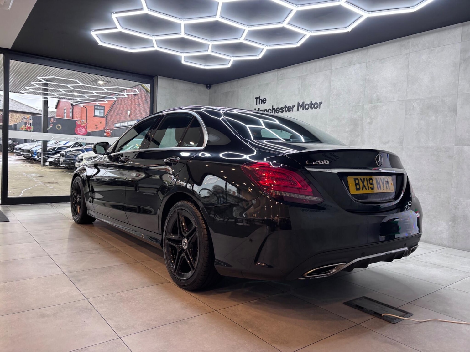 Used Mercedes-Benz C Class 2019 for sale - 76584618: Photo 3