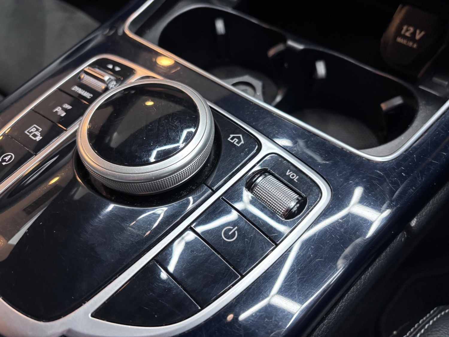 Used Mercedes-Benz C Class 2019 for sale - 76584618: Photo 34