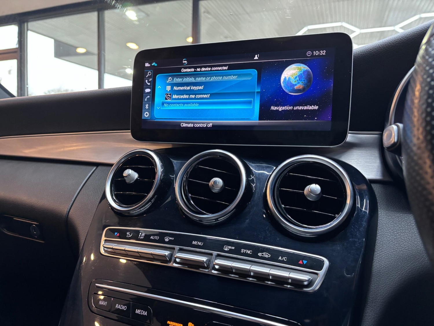 Used Mercedes-Benz C Class 2019 for sale - 76584618: Photo 44