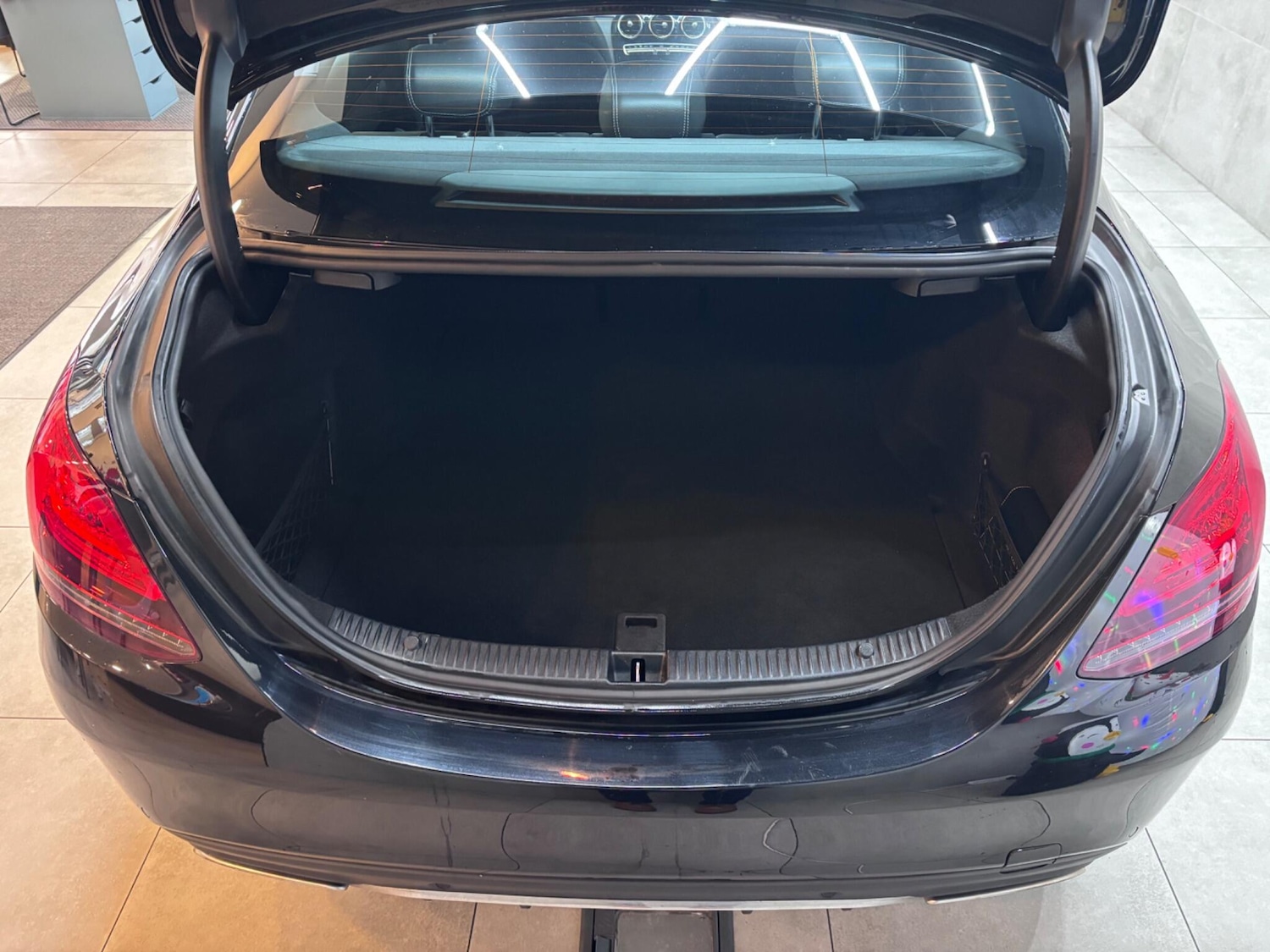 Used Mercedes-Benz C Class 2019 for sale - 76584618: Photo 49