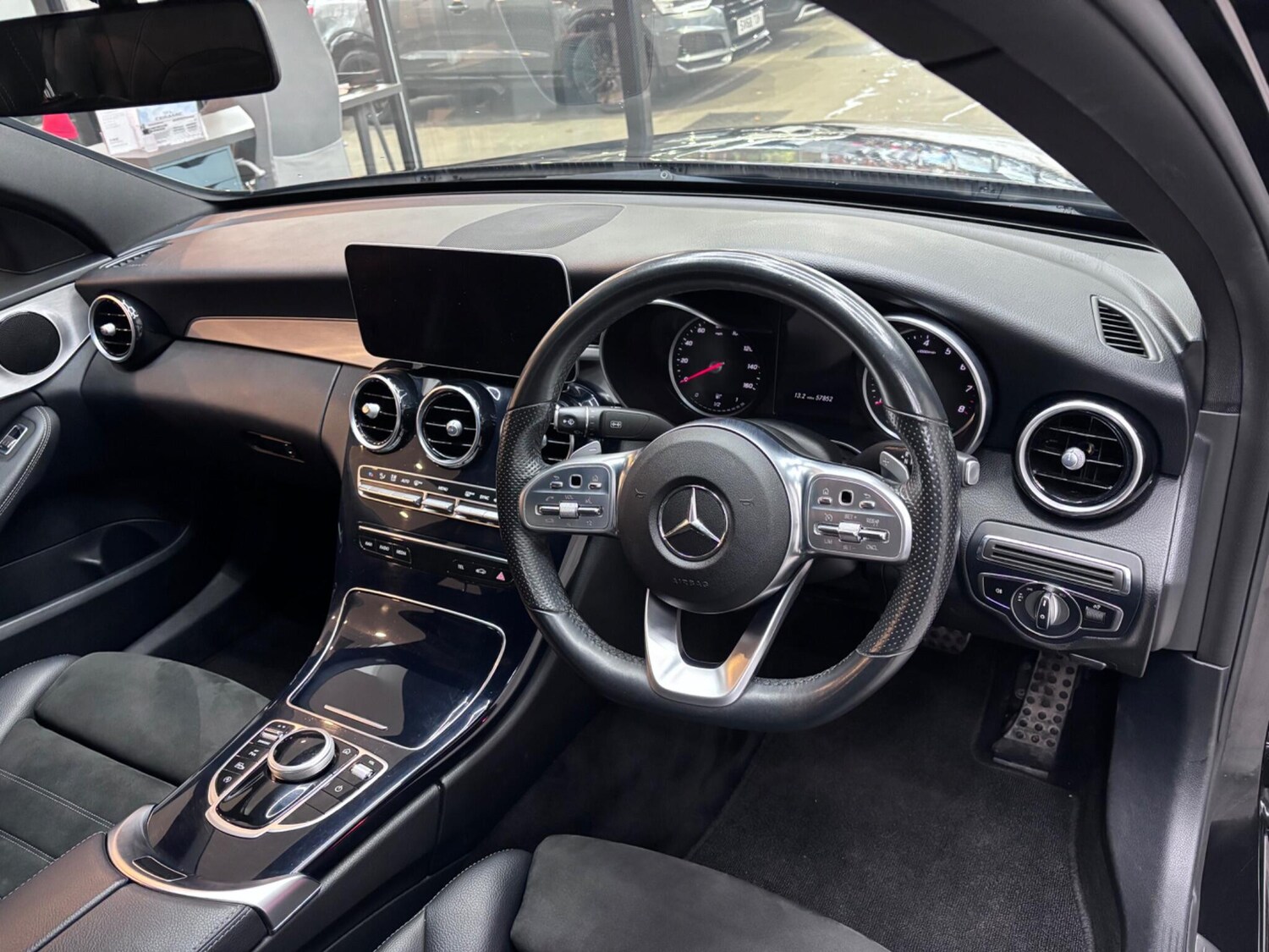 Used Mercedes-Benz C Class 2019 for sale - 76584618: Photo 51