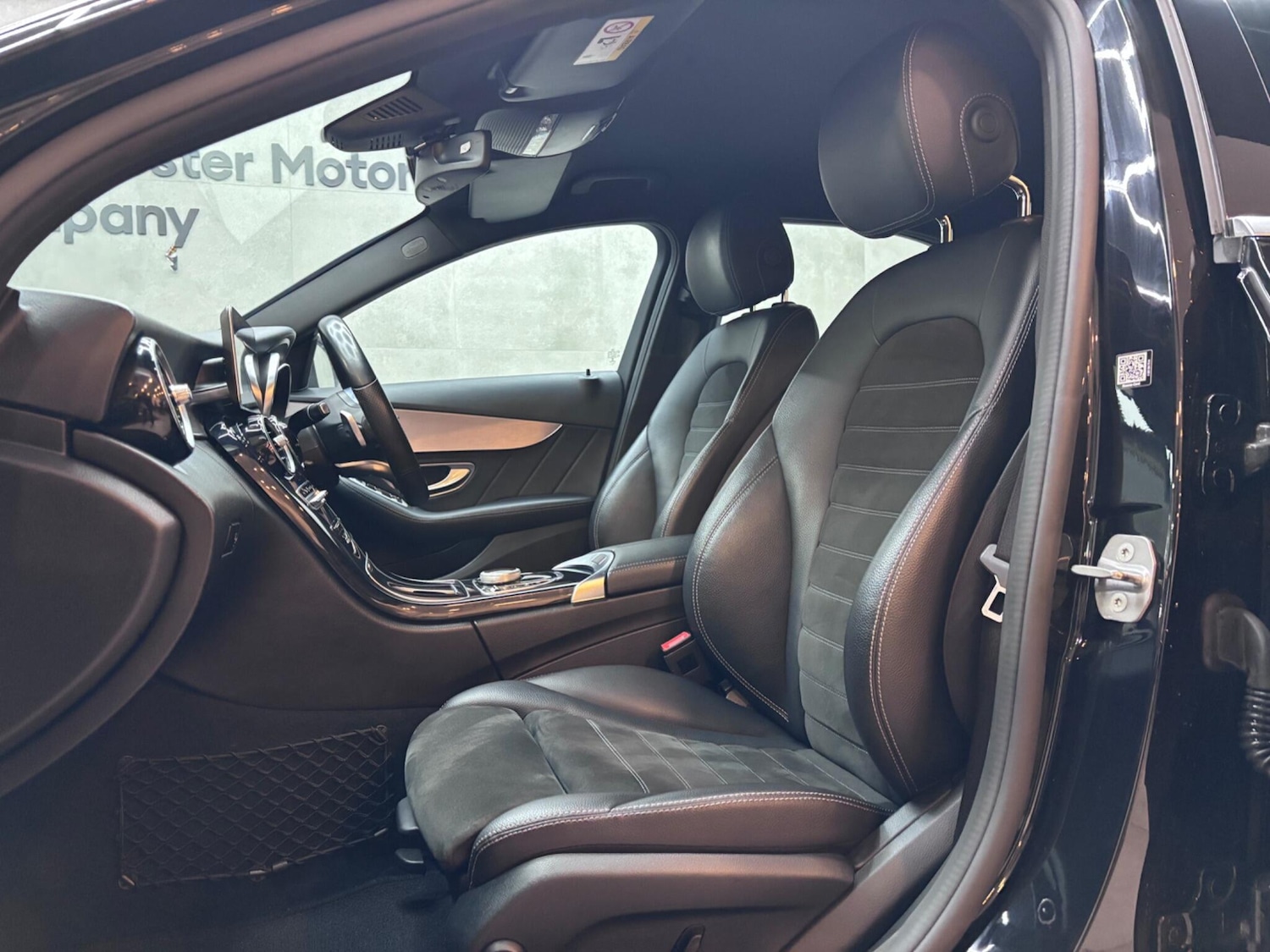 Used Mercedes-Benz C Class 2019 for sale - 76584618: Photo 54