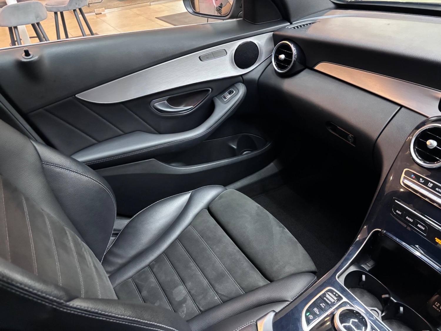 Used Mercedes-Benz C Class 2019 for sale - 76584618: Photo 56