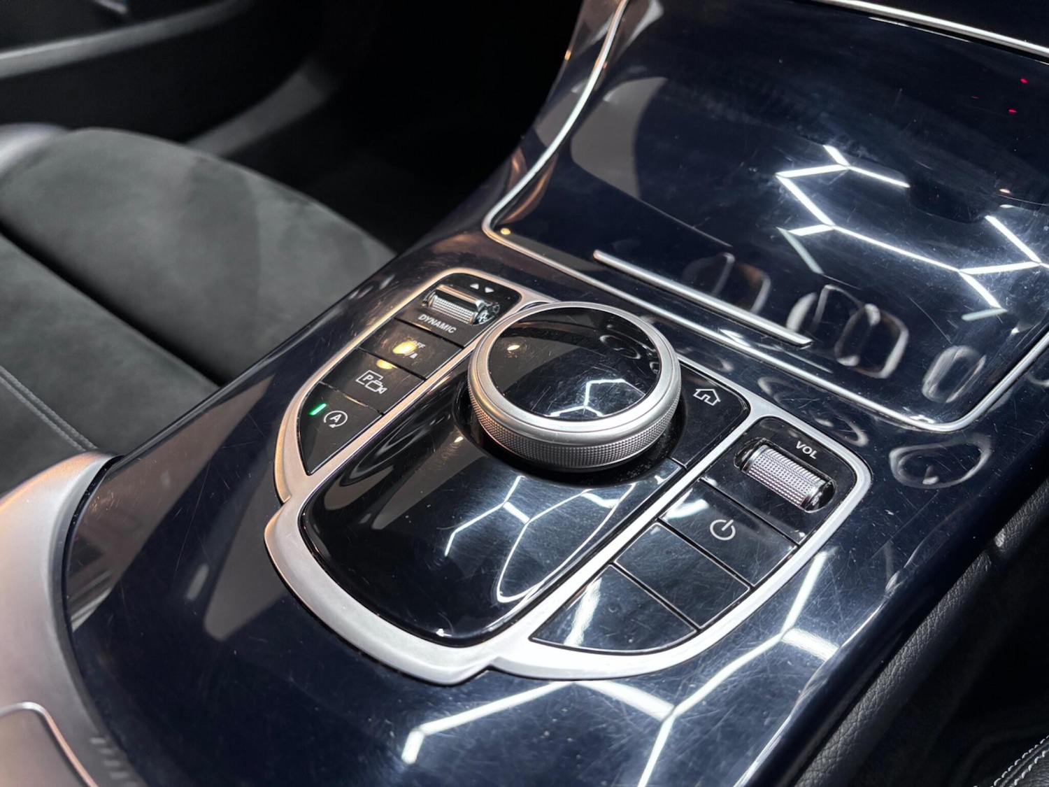 Used Mercedes-Benz C Class 2019 for sale - 76584618: Photo 72