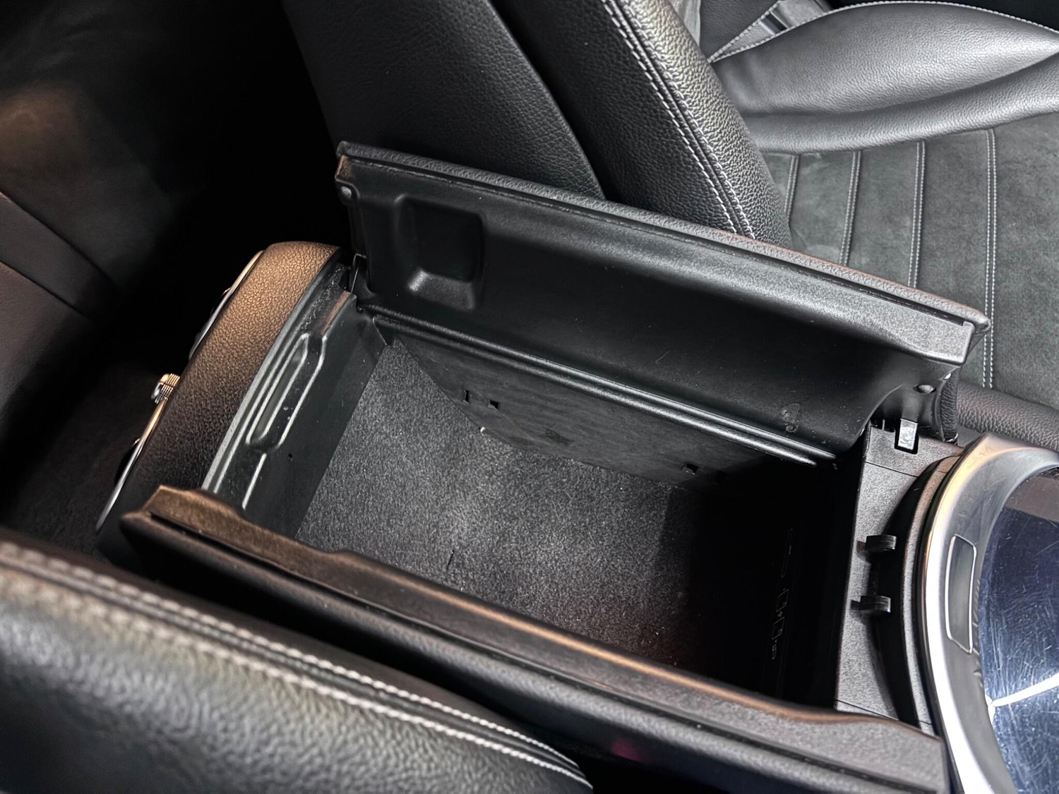 Used Mercedes-Benz C Class 2019 for sale - 76584618: Photo 73