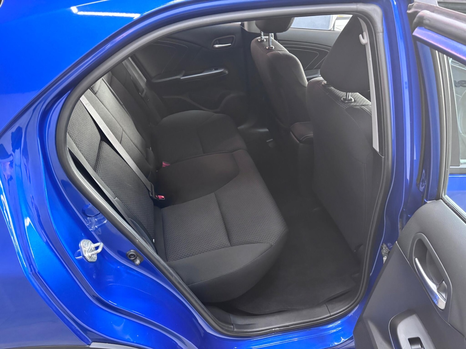 Used Honda Civic 2016 for sale - 77671108: Photo 21