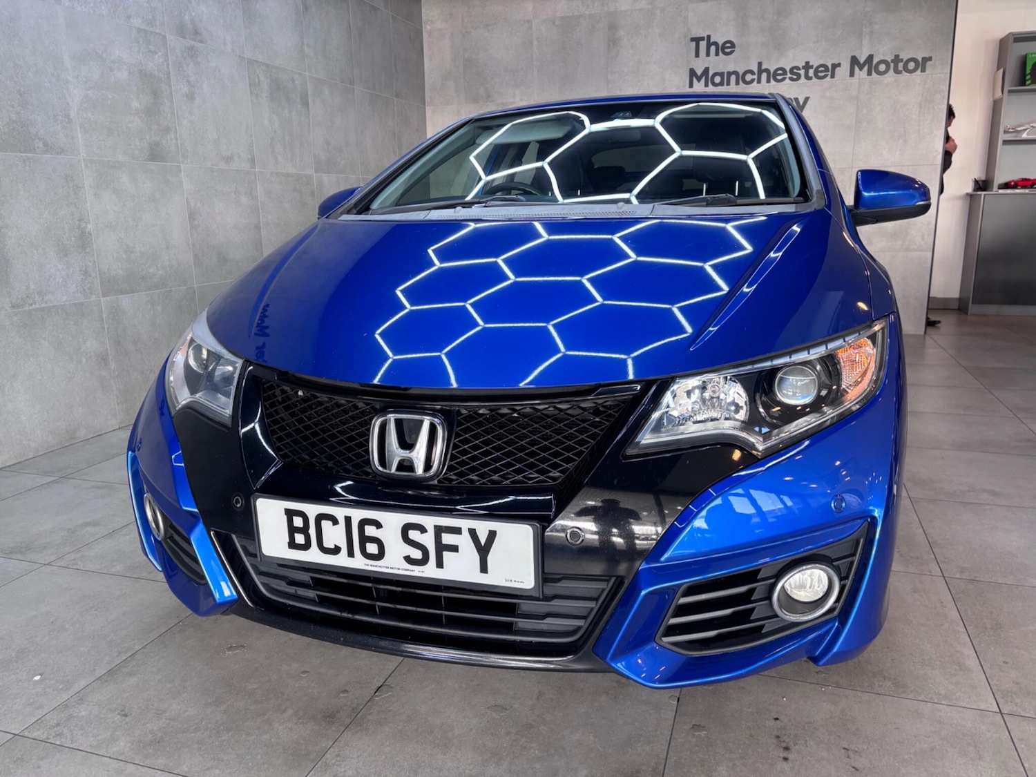 Used Honda Civic 2016 for sale - 77671108: Photo 3