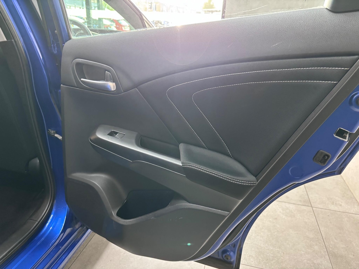 Used Honda Civic 2016 for sale - 77671108: Photo 30