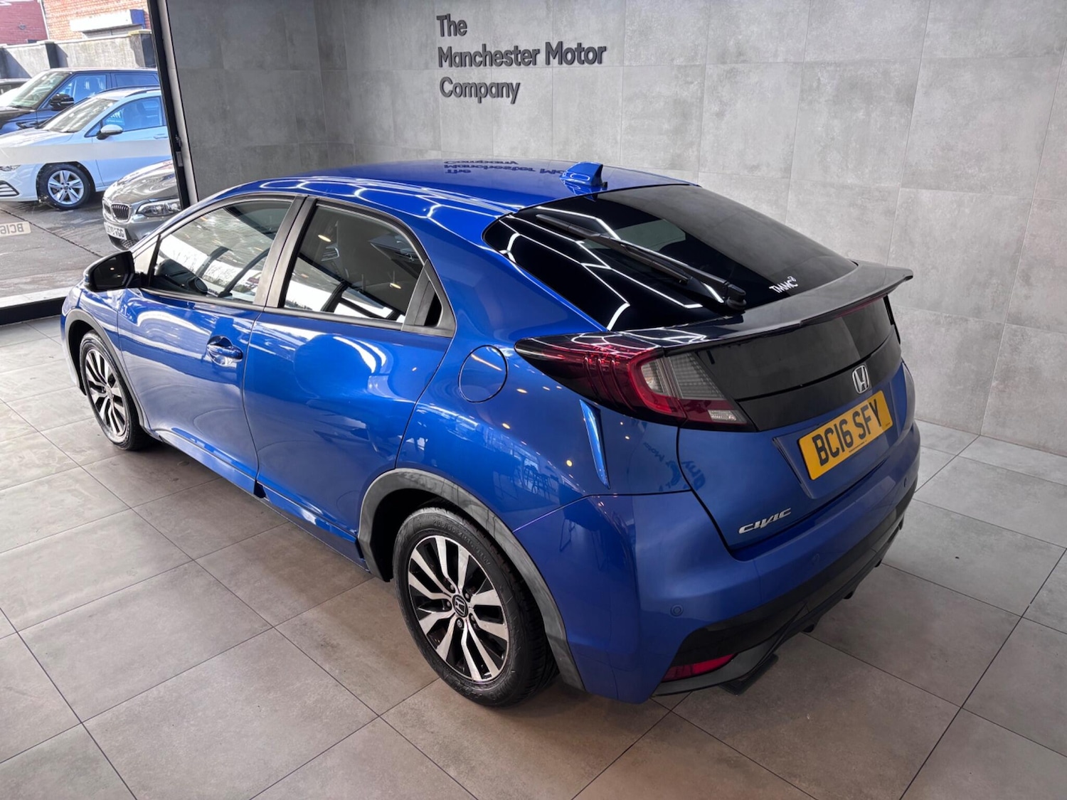 Used Honda Civic 2016 for sale - 77671108: Photo 4