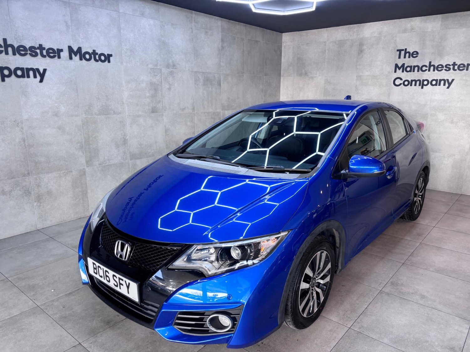 Used Honda Civic 2016 for sale - 77671108: Photo 5