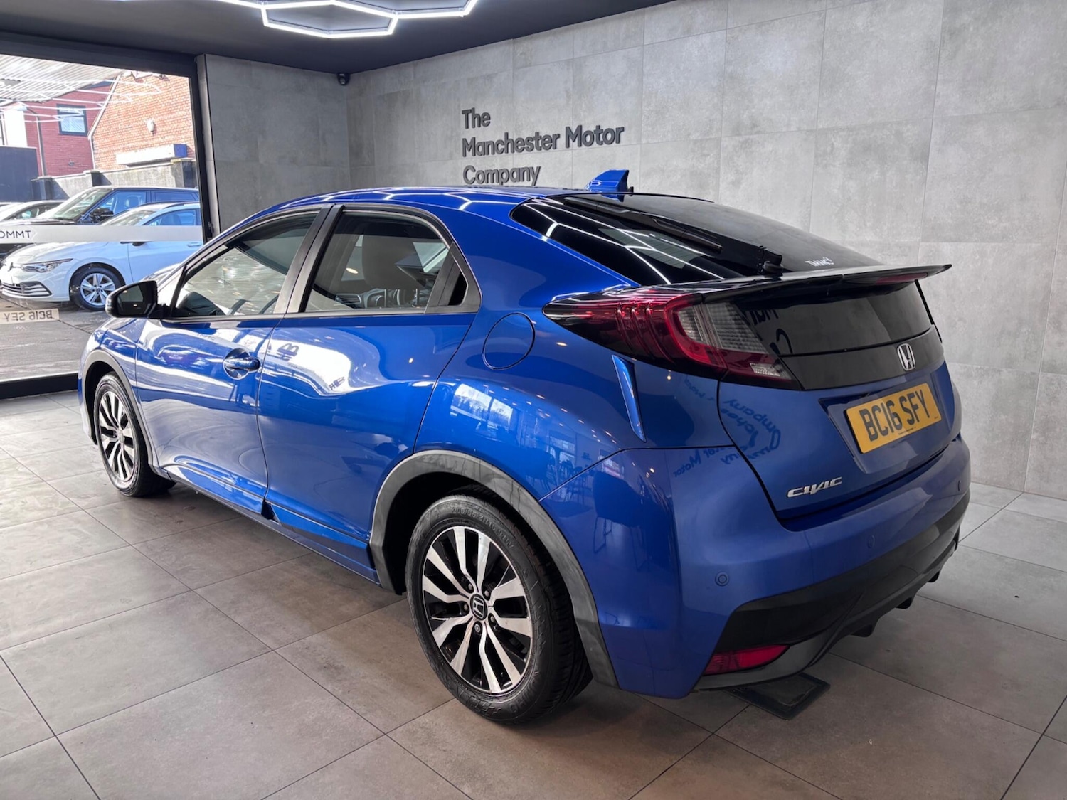 Used Honda Civic 2016 for sale - 77671108: Photo 7