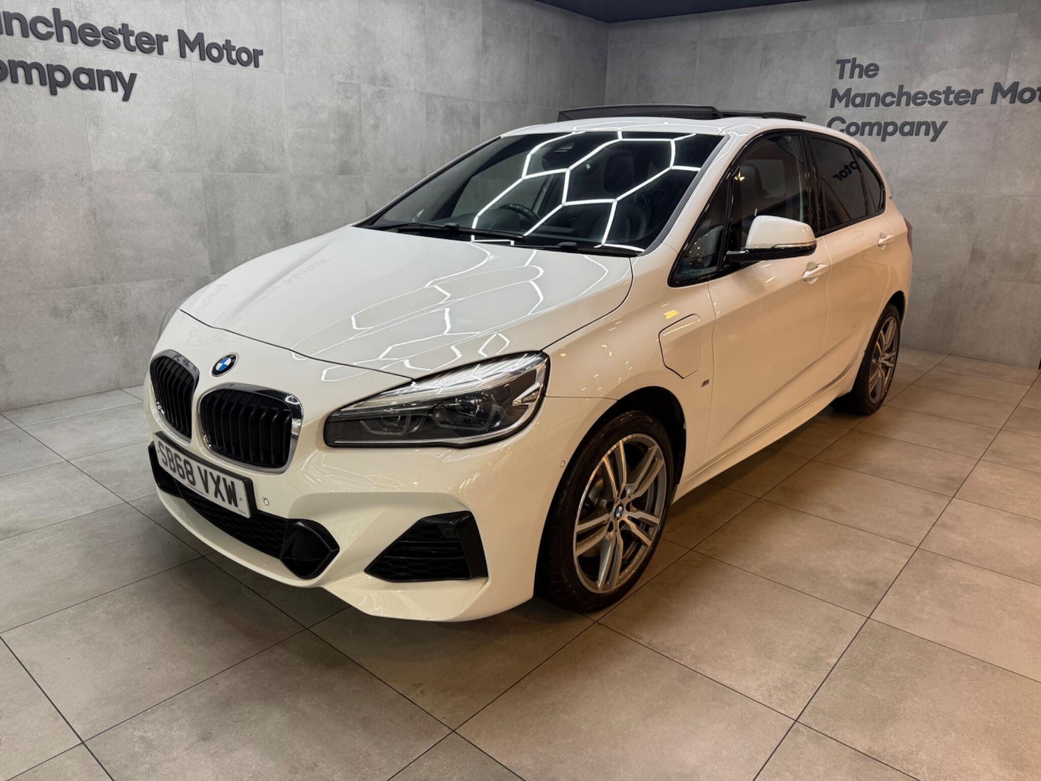 Used BMW 2 Series Active Tourer 2018 for sale - 76592290: Photo 1
