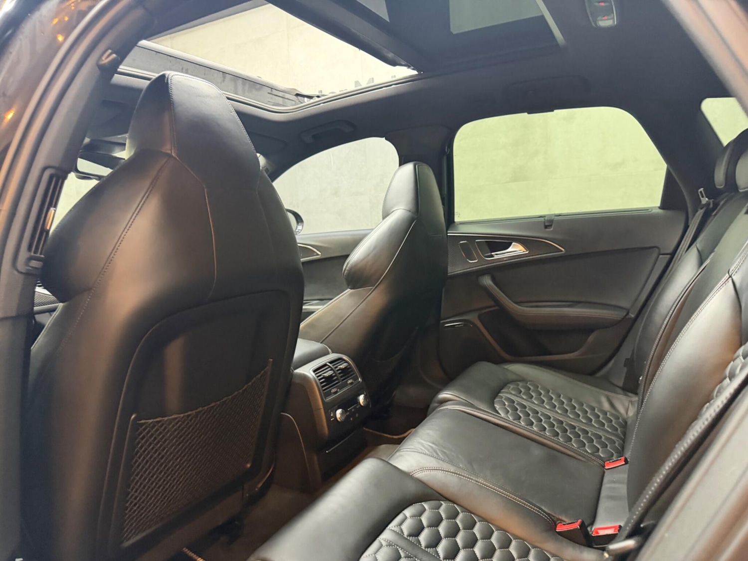 Used Audi RS6 2014 for sale - 77993449: Photo 25