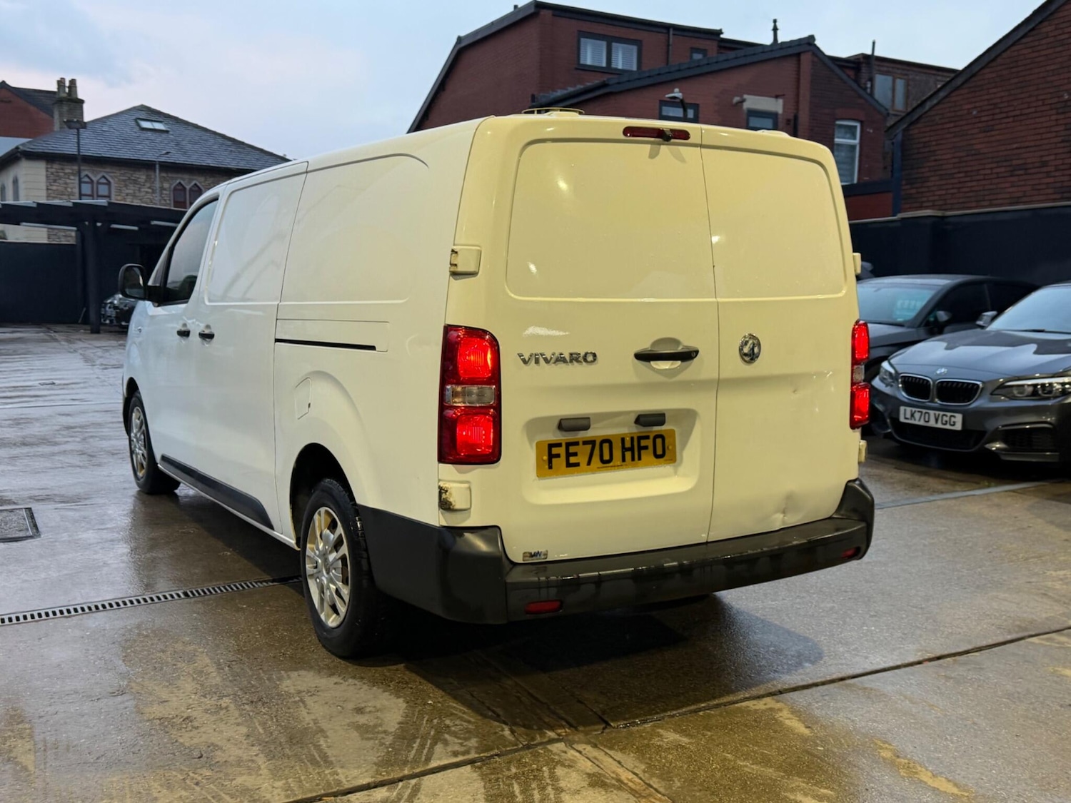 Used Vauxhall Vivaro for sale - 77753675: Photo 2