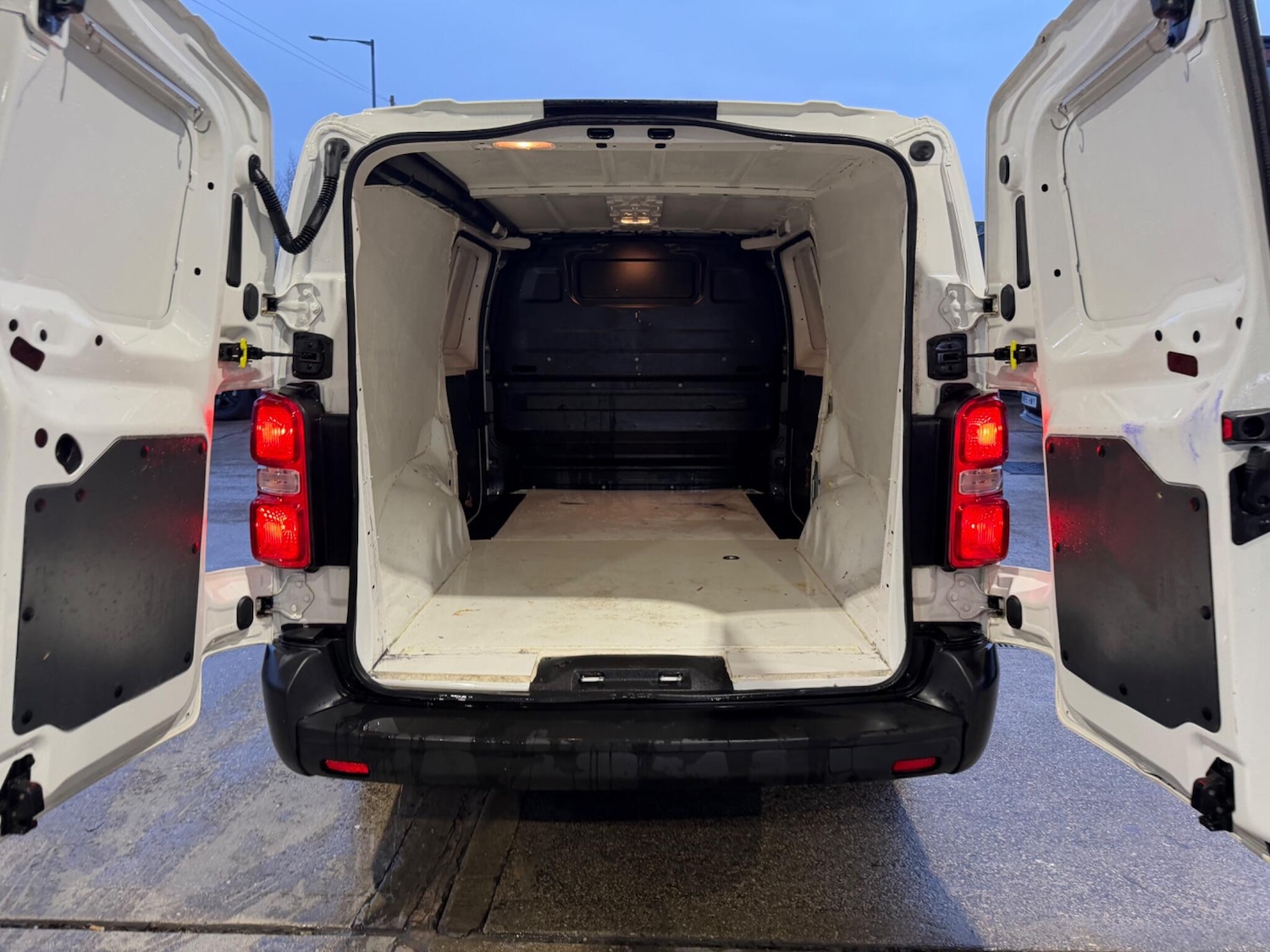 Used Vauxhall Vivaro for sale - 77753675: Photo 60