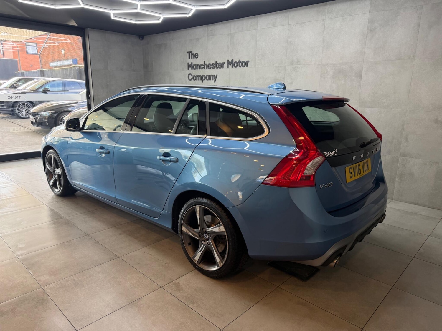 Used Volvo V60 2016 for sale - 78171036: Photo 10