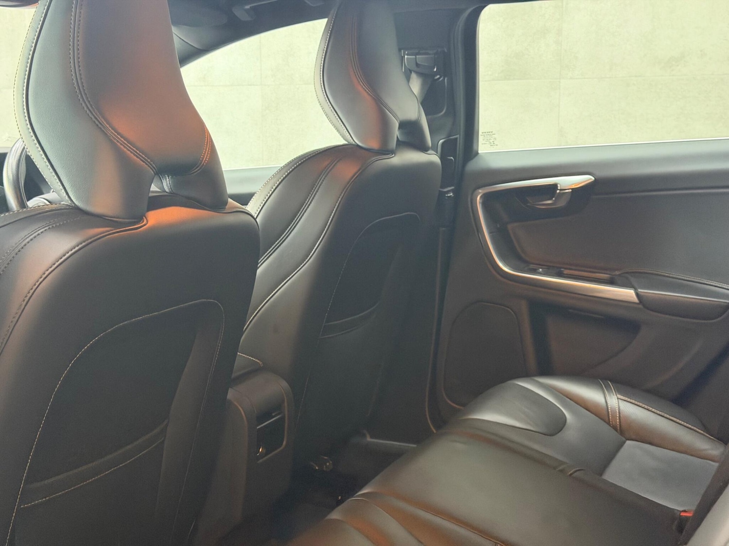 Used Volvo V60 2016 for sale - 78171036: Photo 28