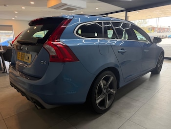 Used Volvo V60 2016 for sale - 78171036: Photo